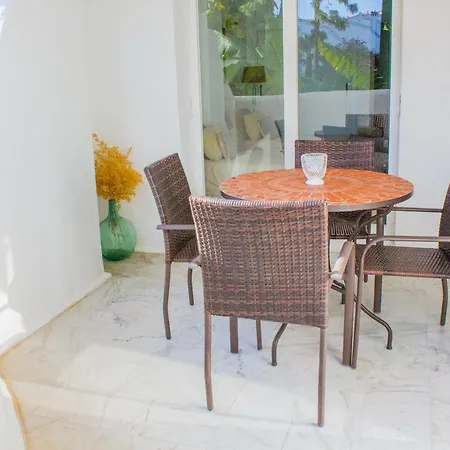 Luxury In Benalgolf Close To The Beach ベナルマデナ